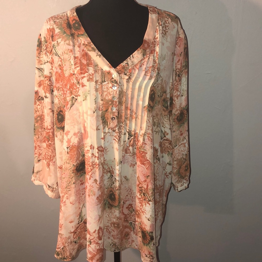 Beautiful flowery blouse